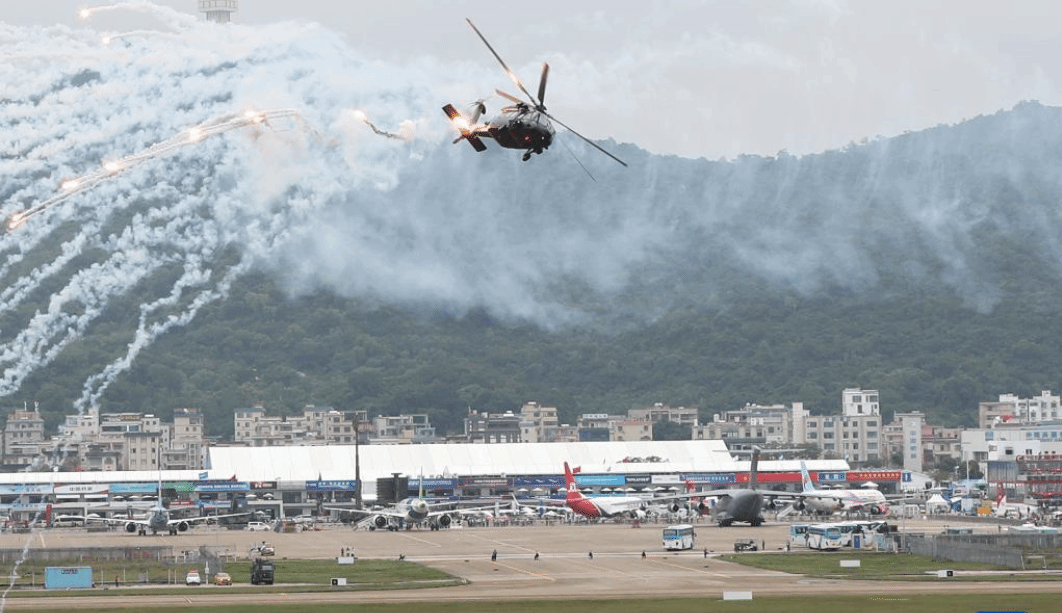 陆军空中突击力量在第十四届中国航展首次亮相