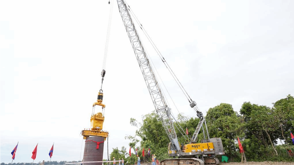 中企承建柬埔寨桔井湄公河大桥及接线公路开工