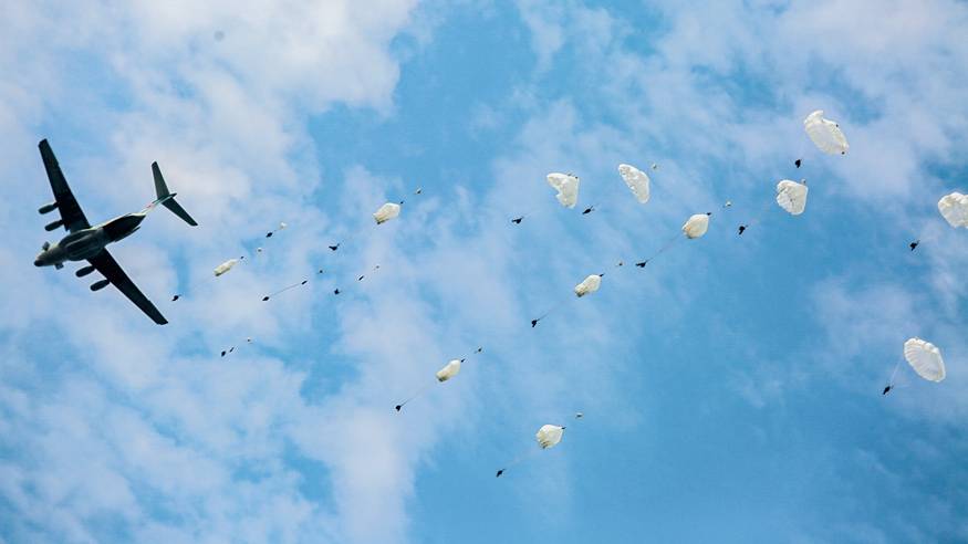 忠诚，镌刻在英雄旗帜上——走进空降兵某旅“黄继光英雄连”