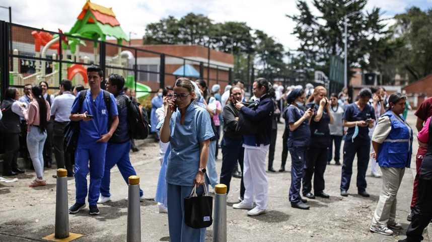 哥伦比亚地震致数十栋房屋损毁
