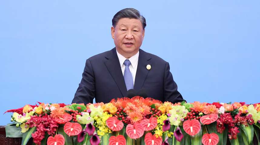 习近平出席第三届“一带一路”国际合作高峰论坛开幕式并发表主旨演讲