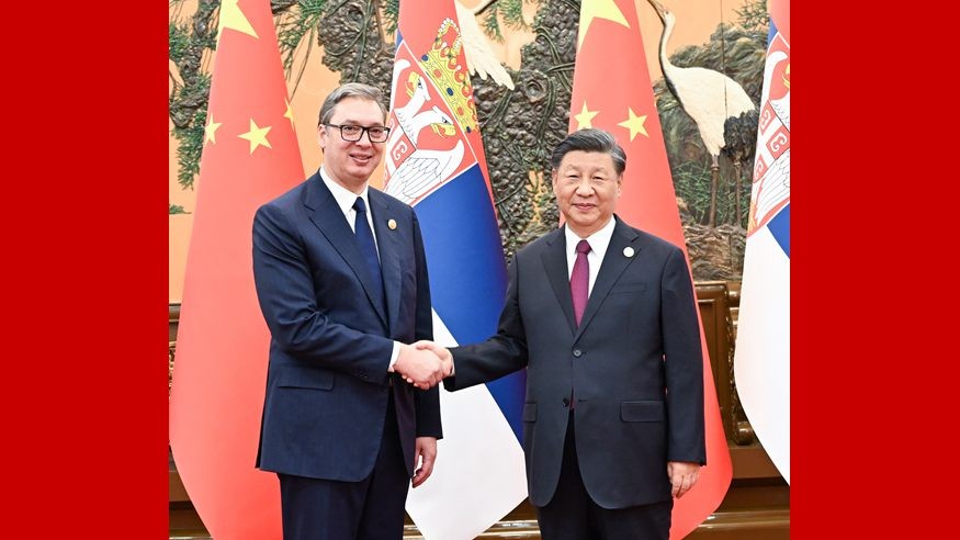 习近平会见塞尔维亚总统武契奇