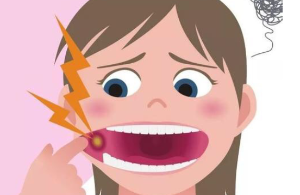 什么原因造成口腔溃疡？可能是因为7大因素