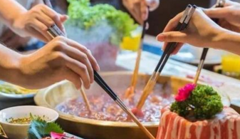 减少共餐实行分餐使用公筷 餐具要经常消毒