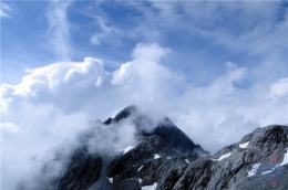 玉龙雪山