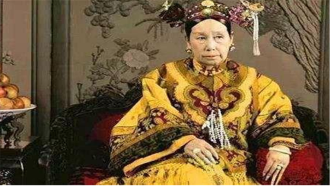 慈禧每天起床后都做了什么？为何3点便起床了