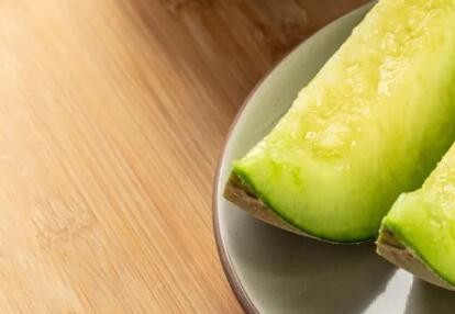 如何预防食物中毒？发现中毒立刻做五件事