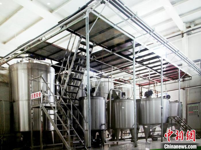 临夏麸子醋企业的发酵罐。(资料图) 临夏州委宣传部供图