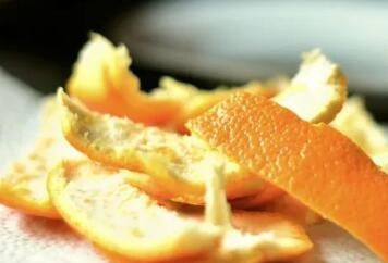橙子皮比果肉更营养？橙子皮的美味吃法有哪些