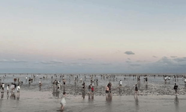 上海 4 岁女童海滩走失！水边的危险很多你想不到