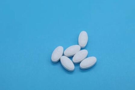 2 块和 200 块的钙片到底有什么区别？