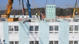 建设中的莫斯科方舱医院
