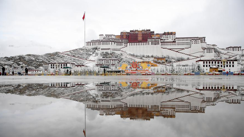 拉萨春雪