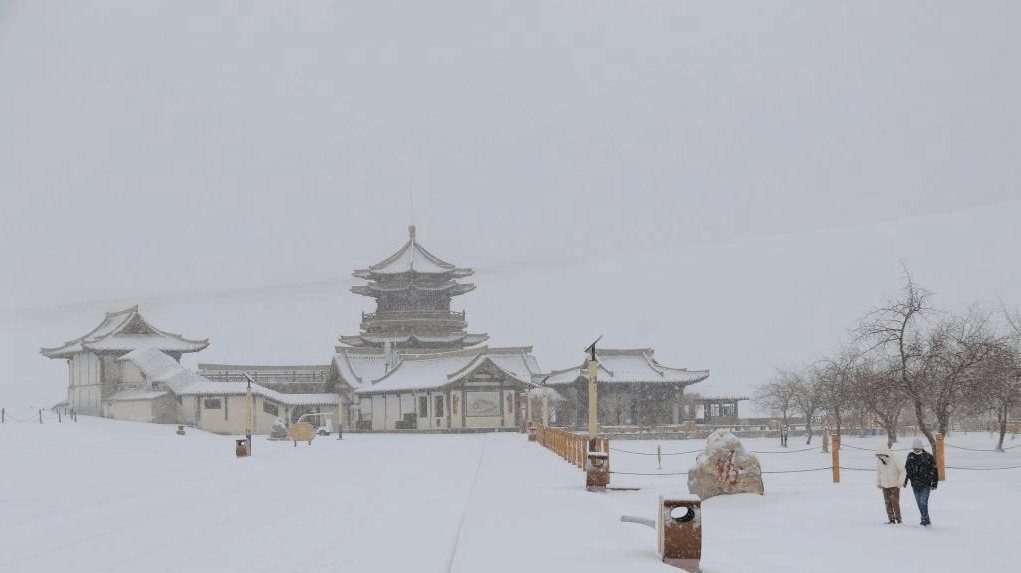 雪落敦煌