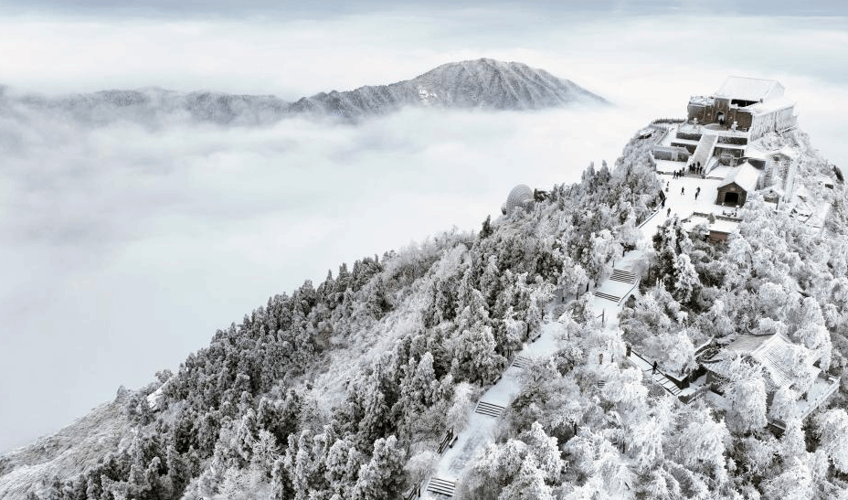 雪后南岳衡山