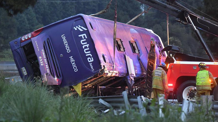 墨西哥中部发生一起交通事故13人死亡