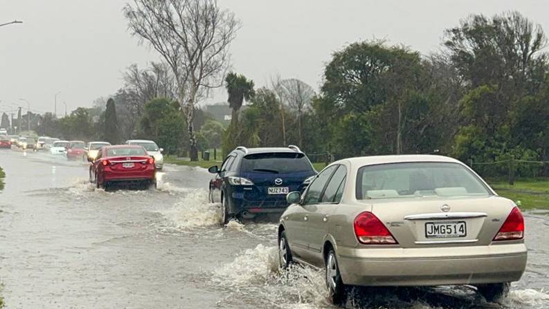 新西兰南岛最大城市遭遇强降雨