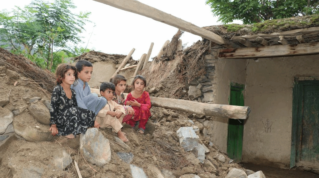 阿富汗努里斯坦省洪灾致15人死亡