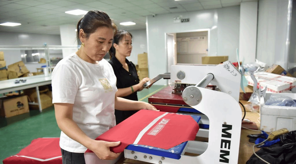 河北威县：送“岗”到家助力就业增收
