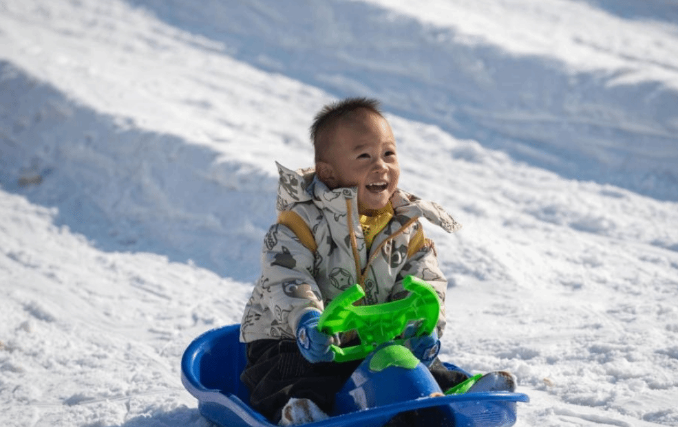 塞上湖城冰雪乐