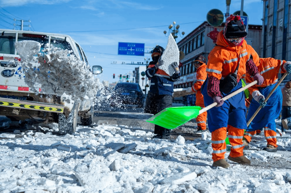 那曲：在海拔4500米的城市中迎战风雪