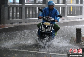 南方多省迎最强降雨 多地部署防汛备汛