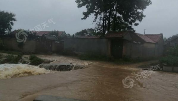 西南华北等地雨水频繁 南方九省会高温持久