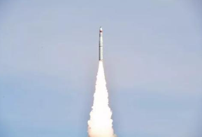 一箭十三星！长征六号运载火箭发射获得成功