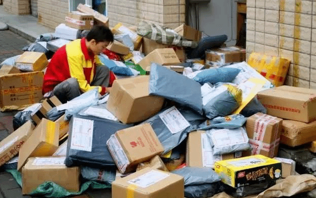 上半年中国农村地区快递收投量超200亿件