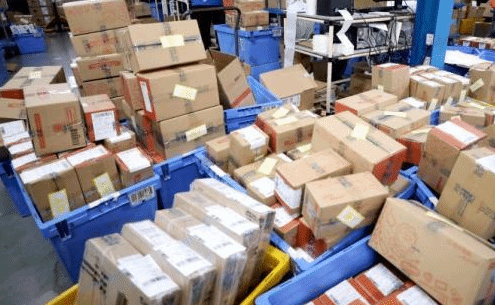 邮政局：快递业务量出现高峰 努力保障业务畅通