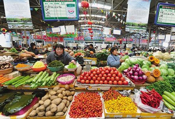 春节将至 国内市场生活必需品供应充足 价格平稳