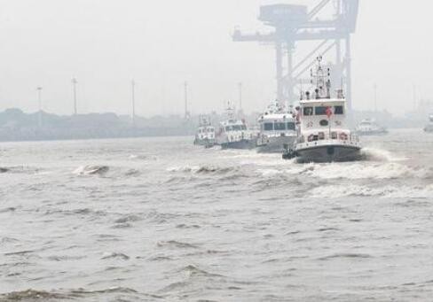 两部门部署推进打击长江流域非法捕捞非法采砂专项行动