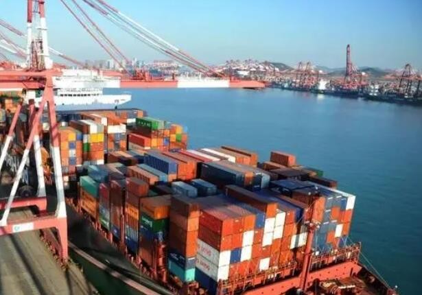 前2个月我国服务进出口同比增长33.5%