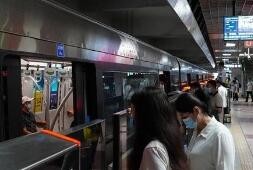 因疫情防控需要 4日起北京部分地铁站出入口封闭