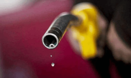 发改委：5月30日起汽油、柴油价格再上调