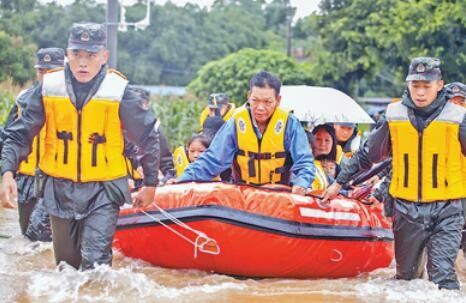 两部门紧急预拨3.6亿元支持地方做好防汛抗旱救灾工作