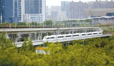 河南建成“米”字形高铁网 实现17个省辖市全部通高铁