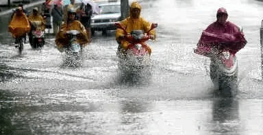 今起三天南方大范围凶猛高温持续 黄淮等警惕强降雨