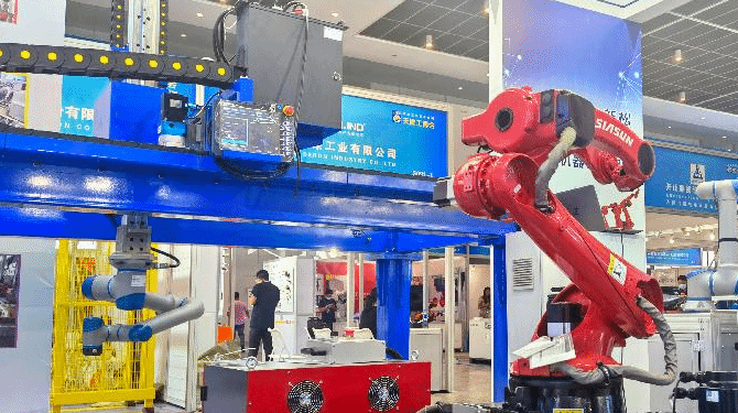 天津工博会传递制造业高质量发展新动向 