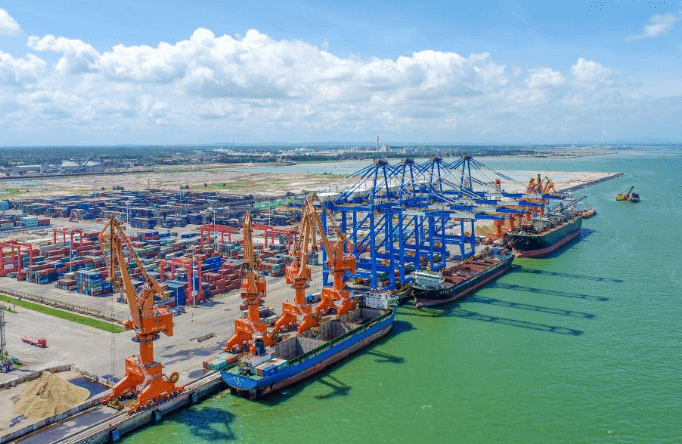 北部湾港持续助力区域产业链供应链发展