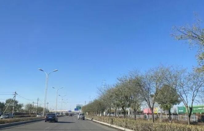 未来三天全国大部降水稀少 气温持续回升暖得罕见