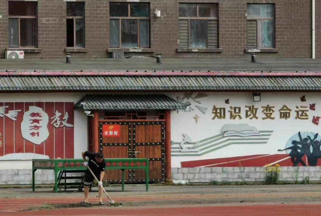 做足“功课” 迎接新学期——各地多措并举保障秋季开学正常有序