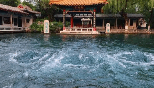 “天帮忙”“人努力” 济南趵突泉持续喷涌20年
