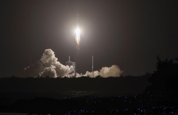 我国成功发射通信技术试验卫星十号
