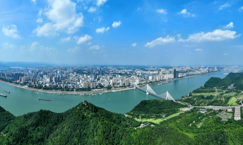 湖北宜昌：林长制筑牢三峡生态屏障
