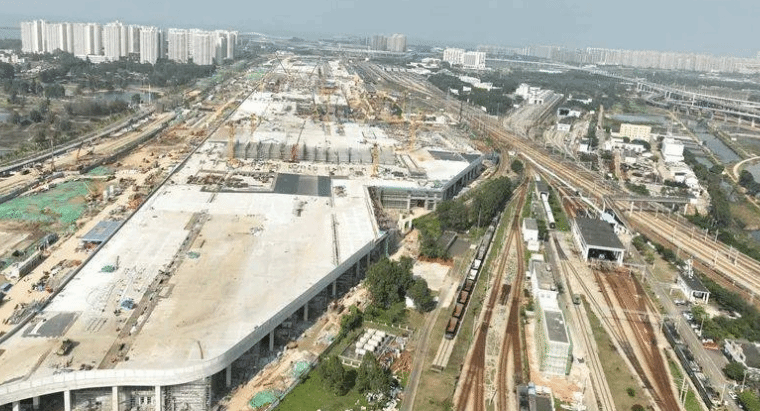 海南首个铁路货列封关项目主体完工