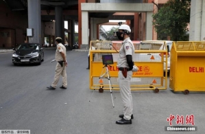 印度孟买拟延长封锁措施 遏制新冠疫情蔓延