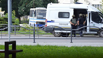 乌克兰卢茨克市被劫持人质已全部安全获救