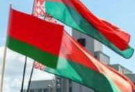 白俄罗斯首都举行大规模群众集会支持政府