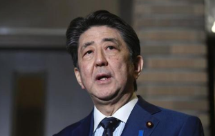 安倍结束休假“复工” 休假期间曾入院7小时